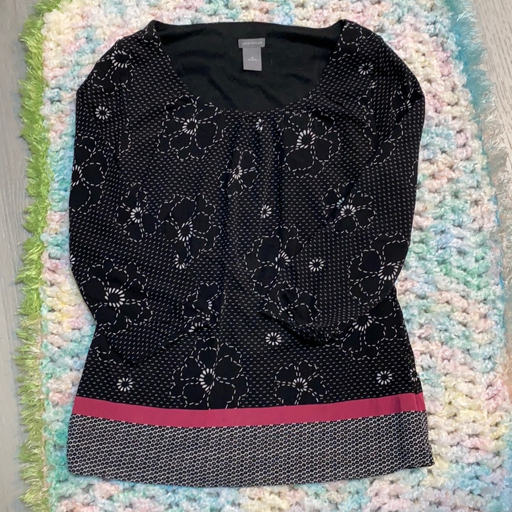 Black print Ann Taylor Blouse